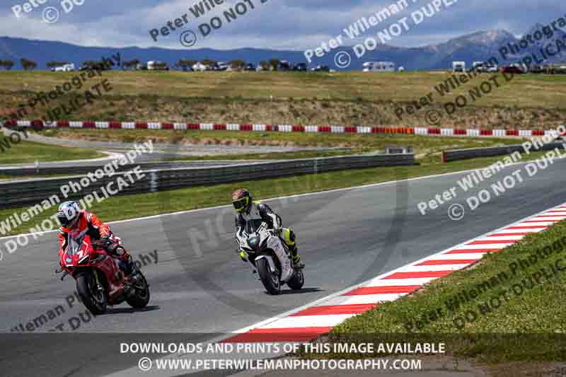 cadwell no limits trackday;cadwell park;cadwell park photographs;cadwell trackday photographs;enduro digital images;event digital images;eventdigitalimages;navarra;no limits trackdays;peter wileman photography;racing digital images;trackday digital images;trackday photos